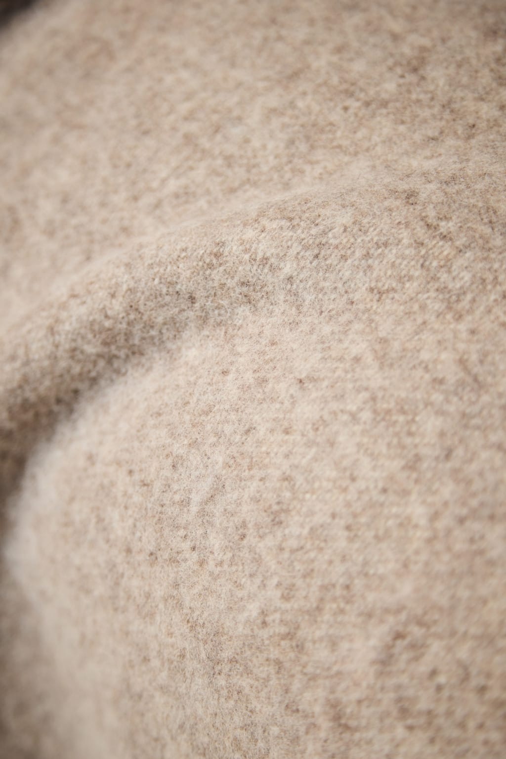 Pure New Wool Dartmoor Throw in Taupe